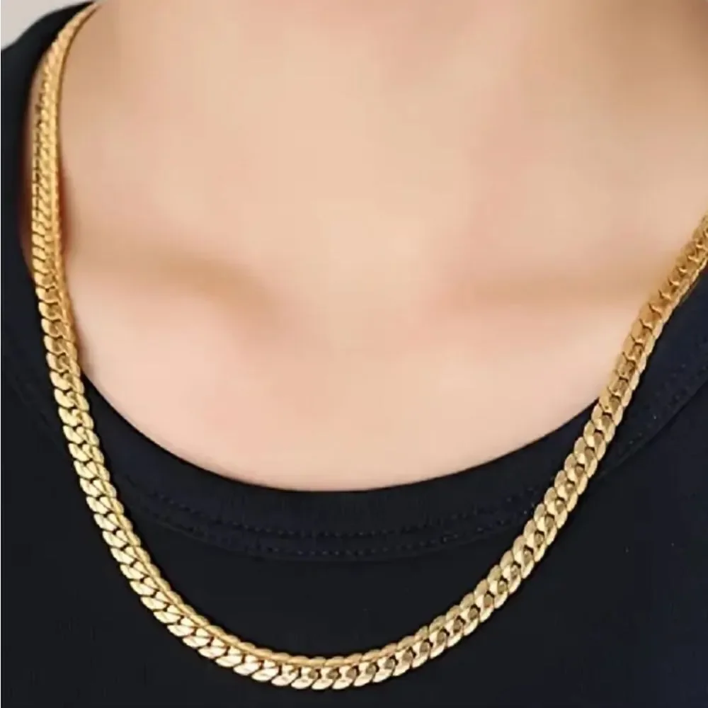 Golden stainless steel necklace 23.62 inches